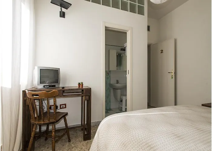 Bed & Breakfast Enjoy 2*